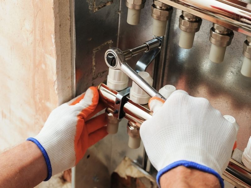 Why Early Fall is the Best Time to Schedule a Heating Tuneup